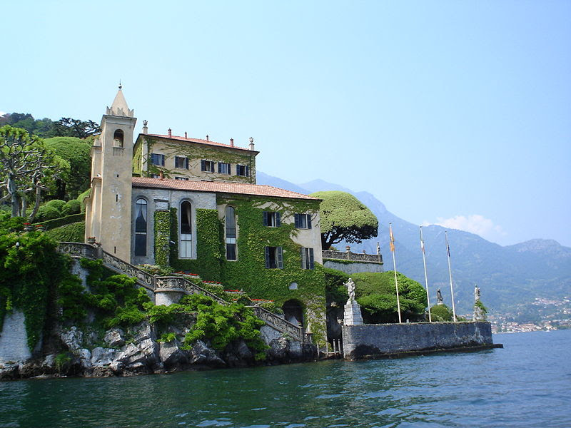 File:Villa Balbianello on Como Lake 8.jpg