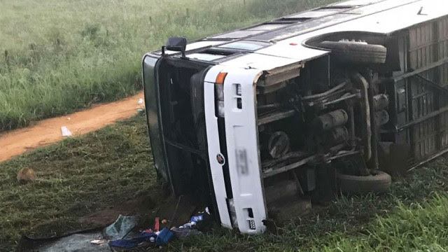 Acidente com ônibus da Buser em MG deixa ao menos dois mortos e 34 feridos