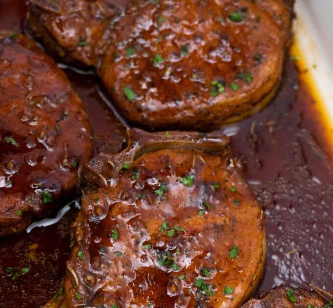 Best Way To Cook Boneless Center Cut Chops : How To Cook Tender & Juicy Pork Chops in the Oven ...