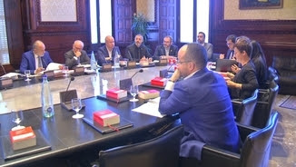 La mesa del Parlament, reunida aquest dimecres a la tarda