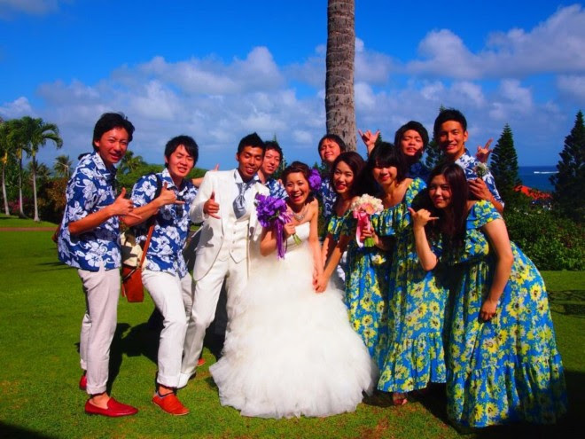 ファッショントレンド 最新ハワイ 結婚 式 服装 女性