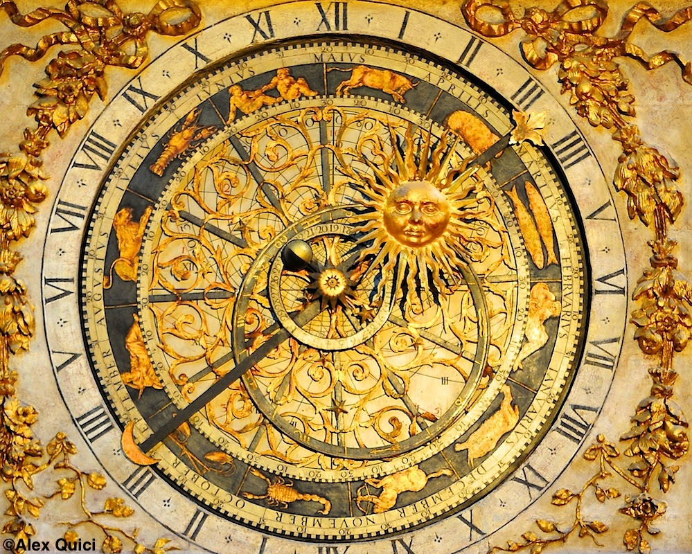 astronomical-clock-cathc3a9dral-st-jean