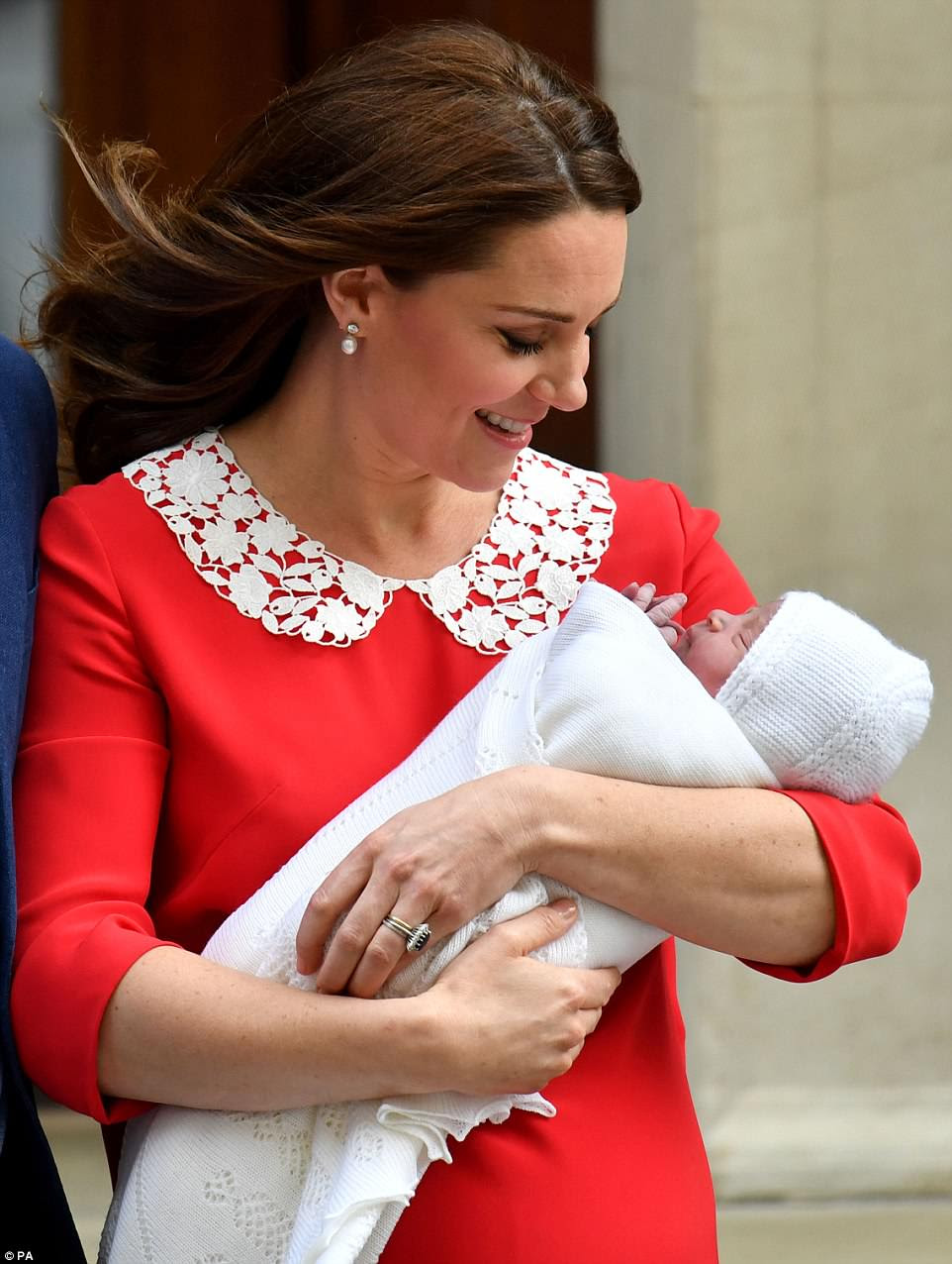 The Duchess of Cambridge gave birth to her new son at 11.01am after going into birth around 6am, to which Prince William joked: 'We didnÂ¿t keep you waiting too long this time'