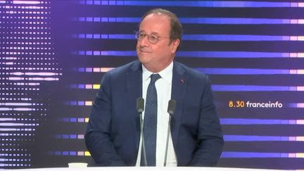 Coups d'État militaires en Afrique : "Il n'y a pas eu de réaction suffisante, y compris de la France, lorsqu'il y a eu le premier au Mali", dénonce François Hollande