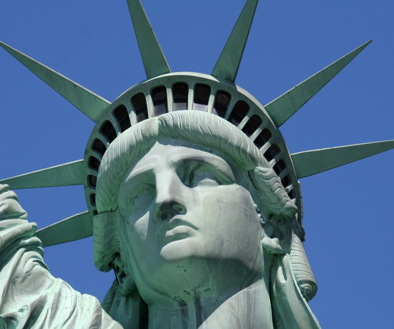 Seit 130 jahren steht die freiheitsstatue im hafen von new york. Freiheitsstatue New York