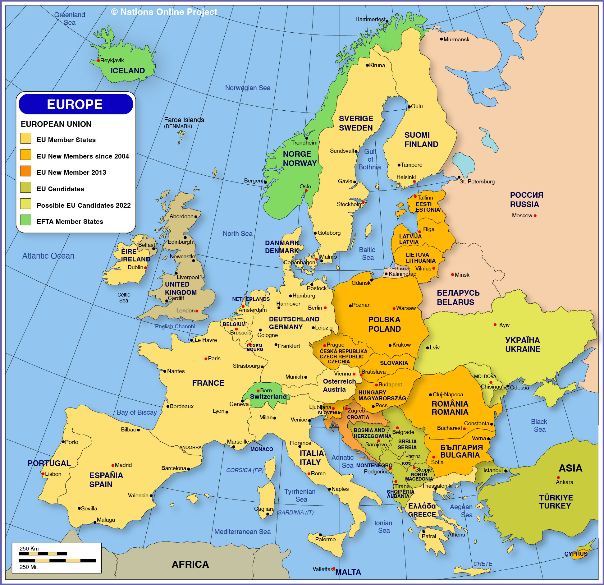La carta geografica fisica che rappresenta gli elementi naturali del territorio europeo, le montagne, le colline, le pianure, i mari, i fiumi e i laghi. Cartina Europa Mappa Europa