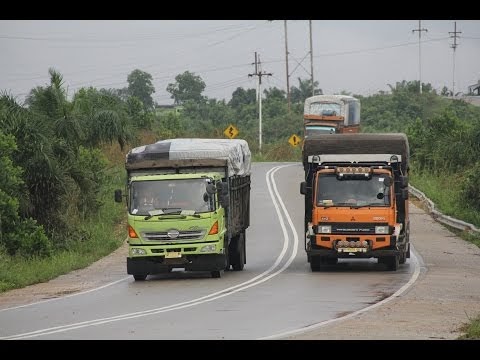 Modifikasi Truk  Double  Gardan  Residence o