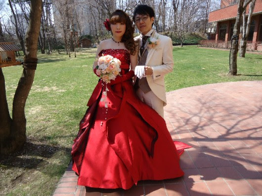 無料ダウンロード花嫁 髪型 カラードレス 赤 最も人気のある髪型