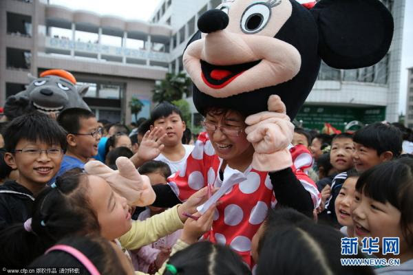 ディズニー キャラクター 中身 100 で最高の画像