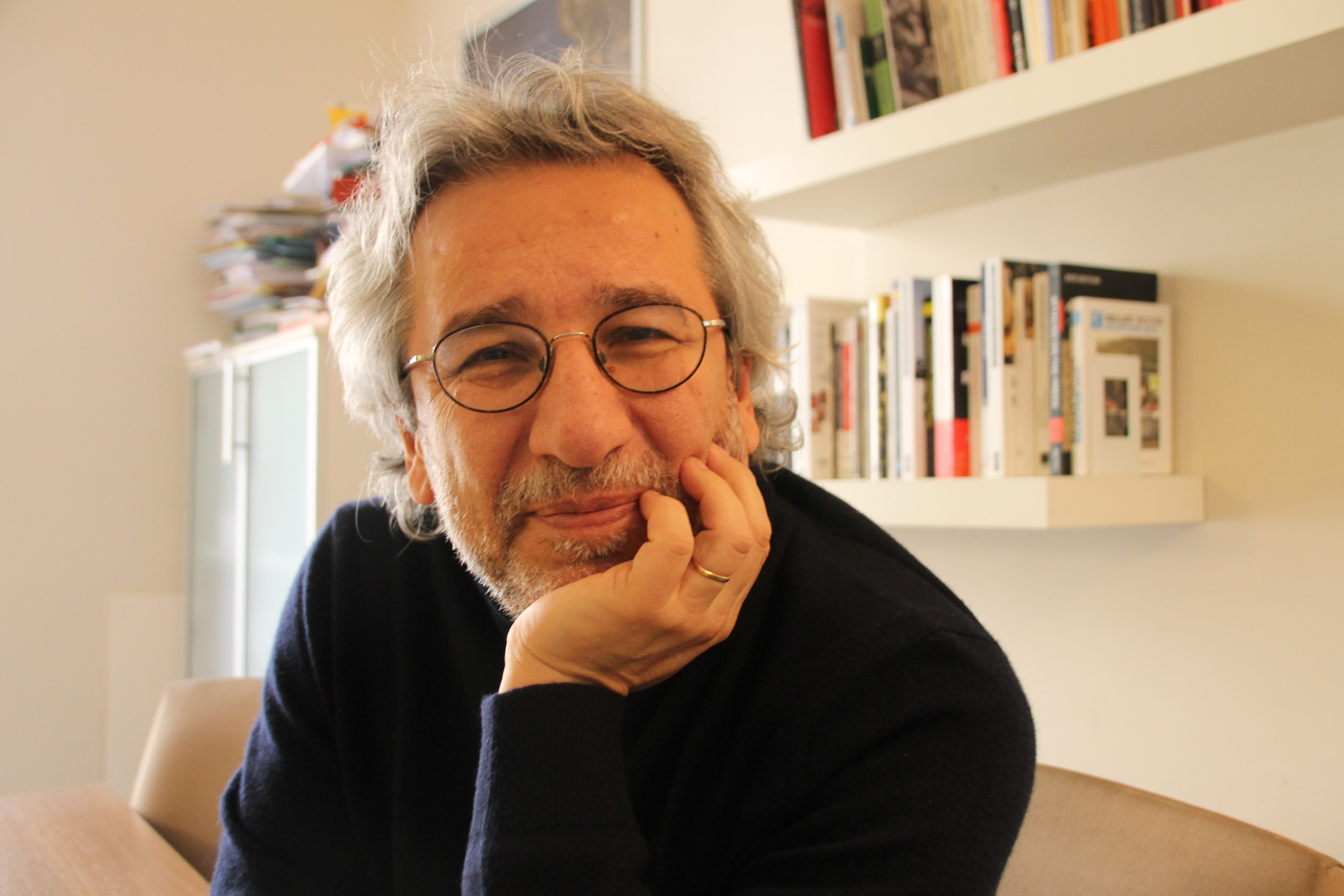 Can dündar, who edited turkey's cumhuriyet newspaper before fleeing to germany in 2016, was previously found guilty by an istanbul court of espionage and aiding an armed terrorist organisation. We Are Arrested How An Explosive Story Led Can Dundar To Jail Exile And A Play Middle East Eye