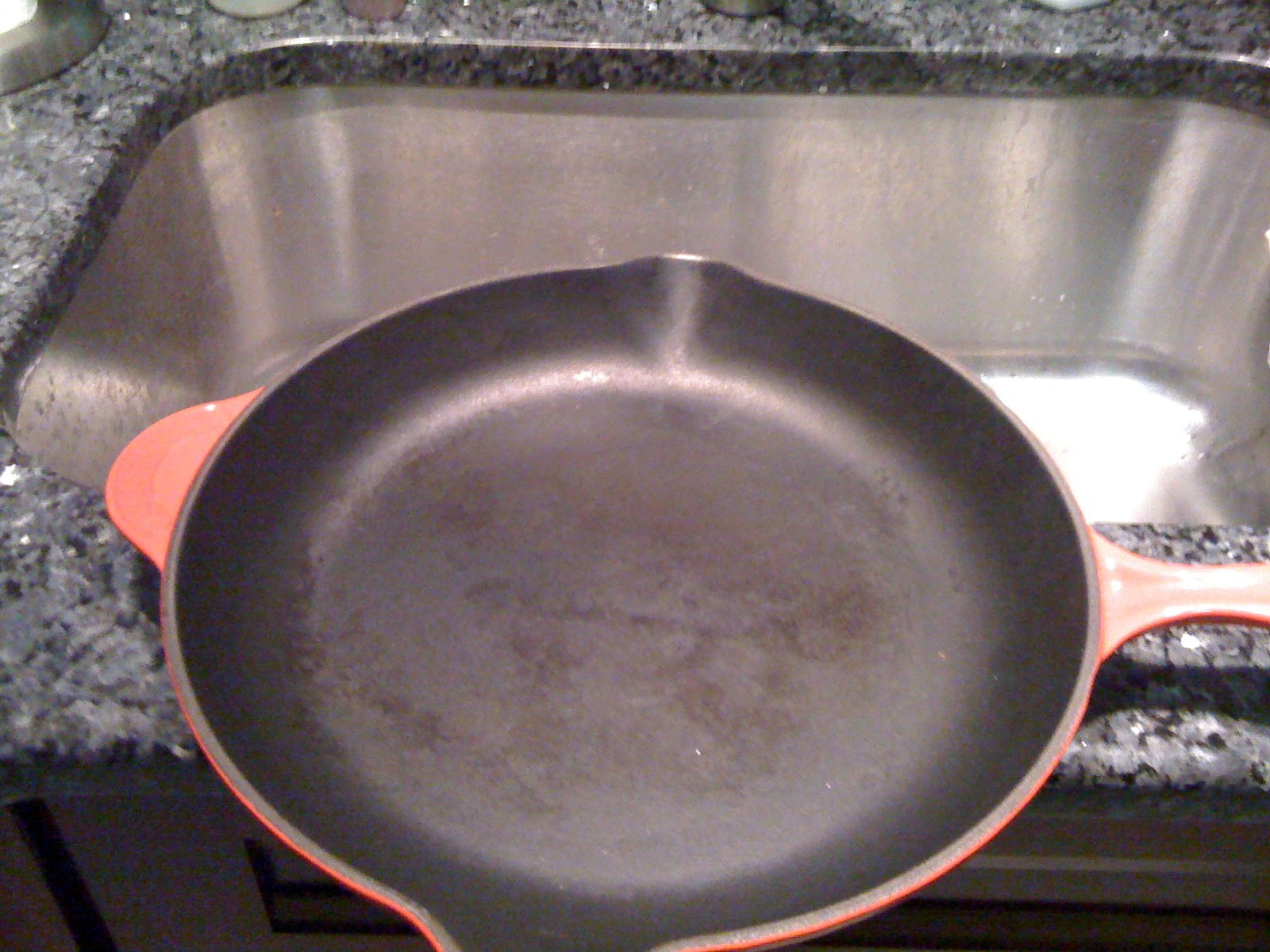 How to clean a burnt le creuset pan? Newest Cleaning Le Creuset Skillet Sale Off 75