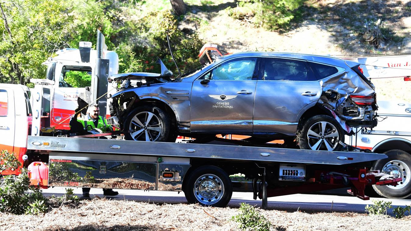 Nach dem unfall tiger woods bei los angeles haben die behörden erste details bekannt gegeben. Schwerer Autounfall Fur Tiger Woods Geht Es Erst Mal Nicht Mehr Um Golf Grenzecho