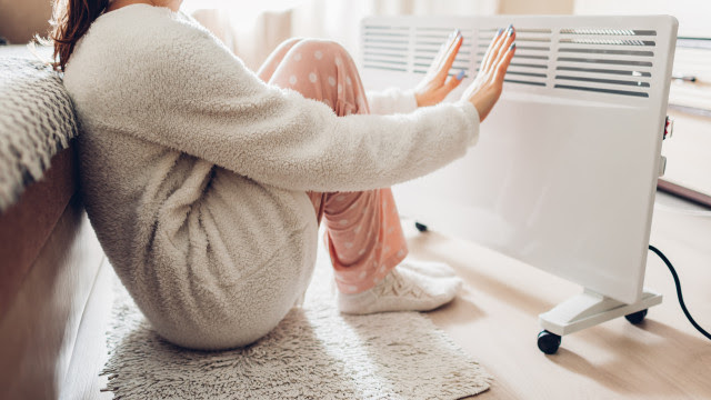 Frio nas mãos e pés pode ser sintoma de doença grave, alerta especialista