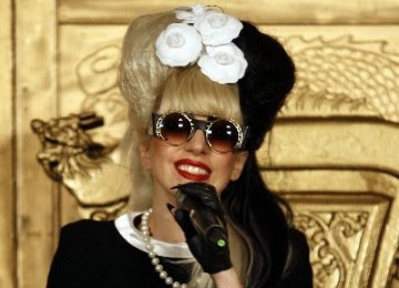 ZA&dunia: Lady Gaga dan Larangan Polriatas rencana 