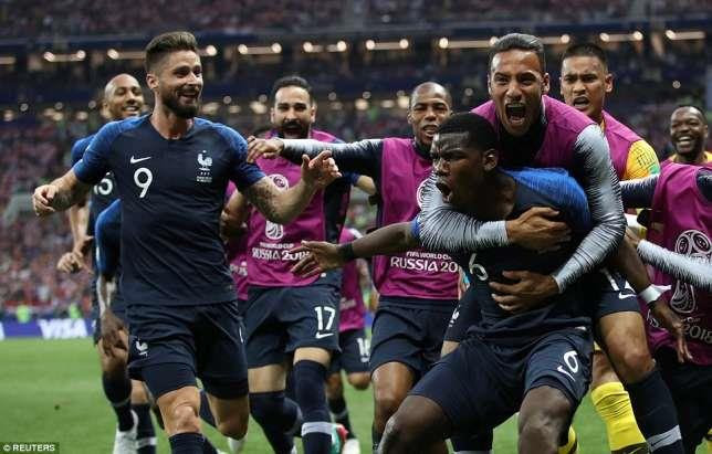 أعرب ديدييه ديشامب المدير الفني لمنتخب فرنسا، بقدرات وعمل الإيطالي روبرتو مانشيني كمدير فني لمنتخب بلاده، مشيرًا إلى أن منتخب. Ø£ØµÙˆÙ„ Ù„Ø§Ø¹Ø¨ÙŠ Ù…Ù†ØªØ®Ø¨ ÙØ±Ù†Ø³Ø§ Ø¨Ø·Ù„ Ù…ÙˆÙ†Ø¯ÙŠØ§Ù„