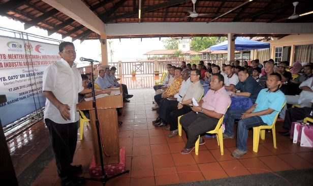 Surat Rasmi Kepada Menteri Besar Johor - GRasmi