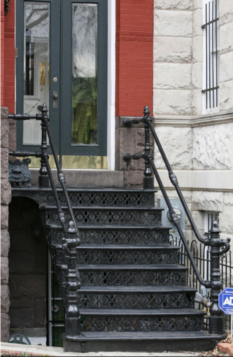 Welcome to /r/stairlandings, the best place on reddit for your stair landing related posts! Staircase