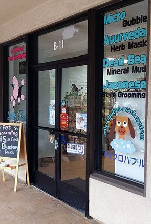 With our search bar you will be able to locate everything near your area that you need for your special pet. Little Paws Pet Grooming West Covina
