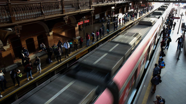 Polícia investiga morte de passageiro agredido em estação do Metrô de SP