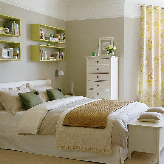 Simply place this essentials item on your bed and wall for extra room storage that will create a unique look in your room. Feng Shui Bedroom Bad News 5 Ways You Don T Want To Decorate Your Bedroom The Tao Of Dana