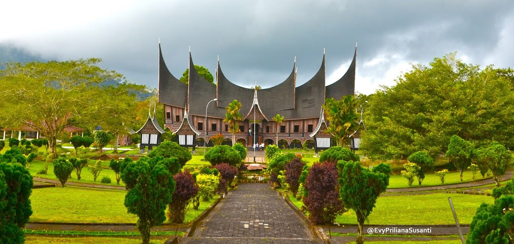 76 Gambar Pemandangan Rumah Gadang Kekinian Gambar Pixabay