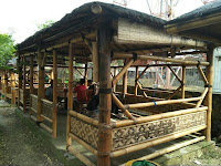 Desain Gubuk Bambu Sederhana