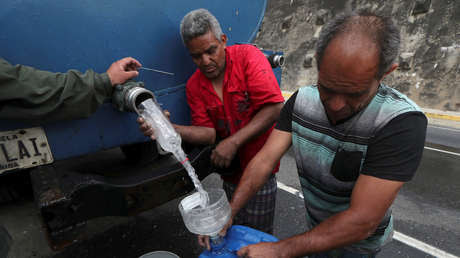 Abastecimiento de agua en Caracas, Venezuela, el 31 de marzo de 2019.