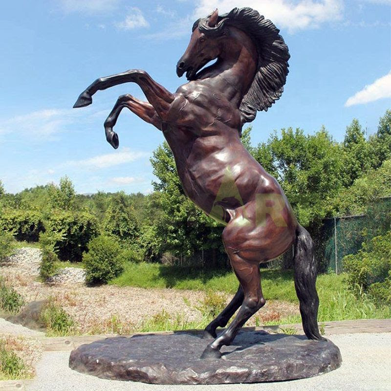 Blueberry and charlotte dujardin paraded the casting of the bronze sculpture — to be titled valegro the dancing horse — will be carried out by a gloucestershire foundry, and an equestrian. Outdoor Or Indoor Bronze Horse Sculpture Art Sculpture