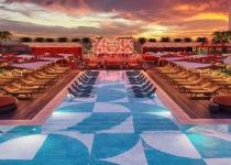Imagen 1 - Hard Rock inaugura un nuevo hotel en pleno Puerto Banús de Marbella