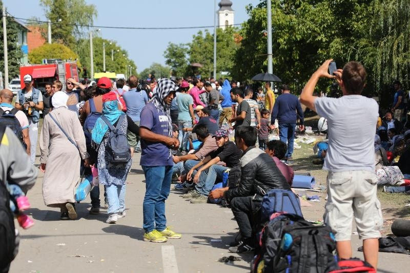 Refugees stream into Croatia Saturday 19 September 2015 Photo: Marko Mrkonjic/Pixsell