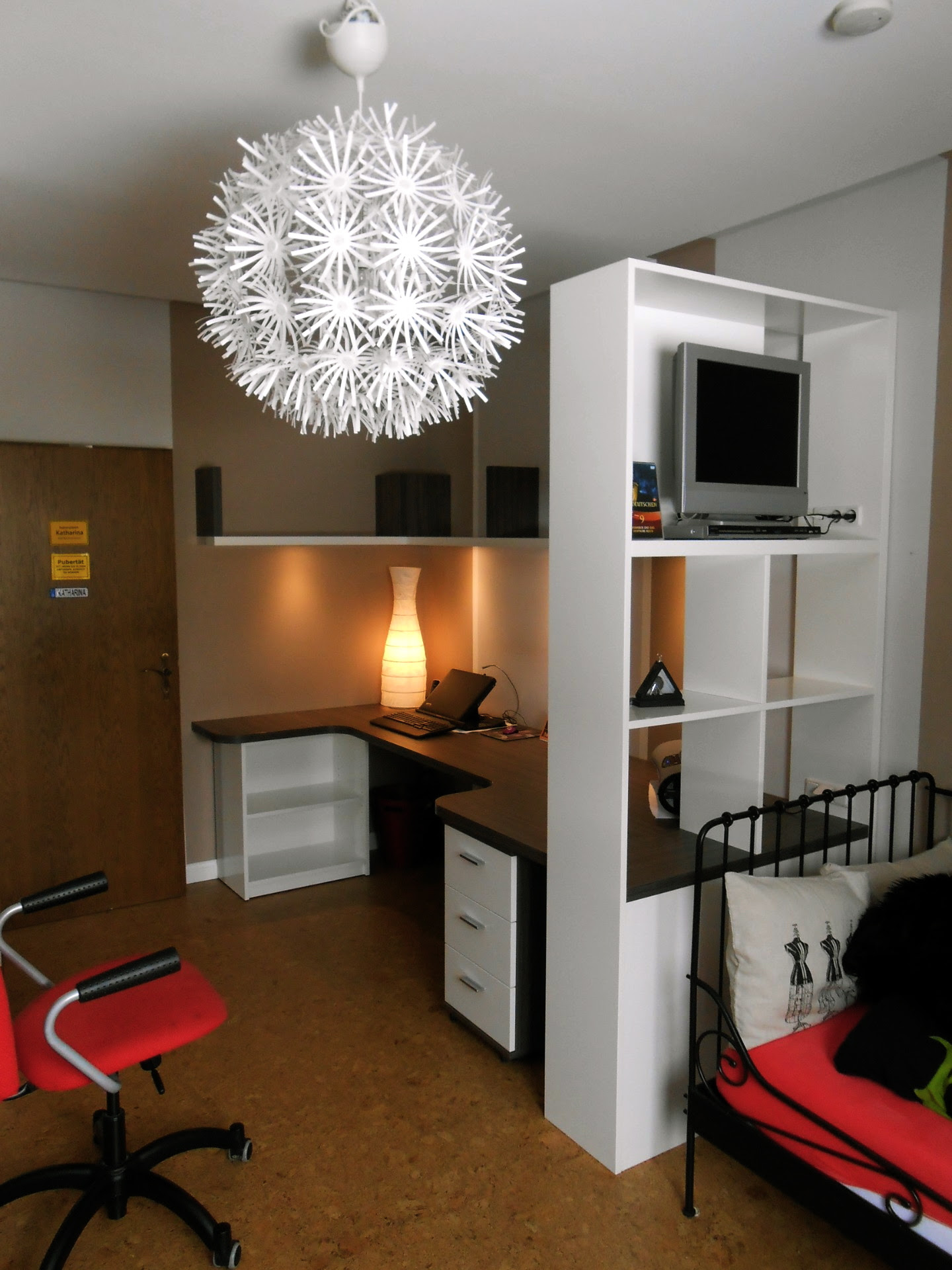 Erstaunlich halbhohes bett mit schreibtisch… computer schreibtisch ikea. Buro