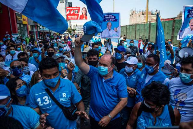 A invenção de um candidato de extrema direita no Peru