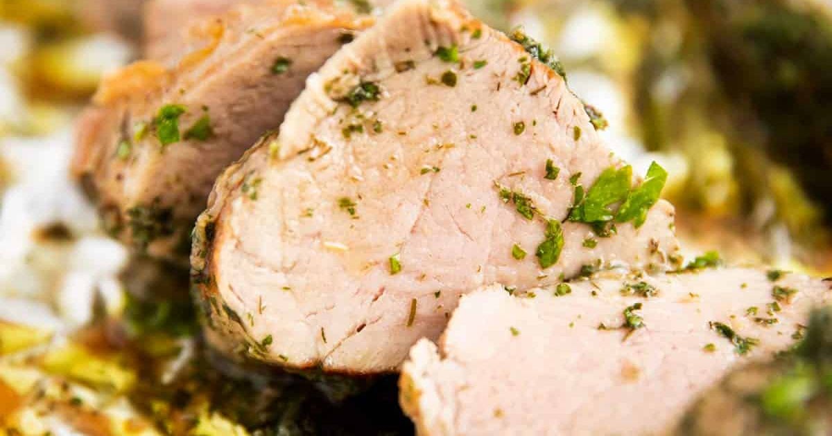 Should I Put Foil Over Pork Tenderloin / The Best Roasted ...