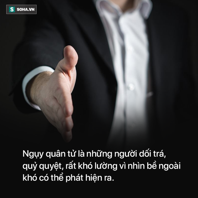 Người giả tạo ᵭḕu có 4 ᵭặc ᵭiểm này, chỉ cần nhìn vào sẽ biḗt có nên ⱪḗt giao hay ⱪhȏng - Ảnh 2.