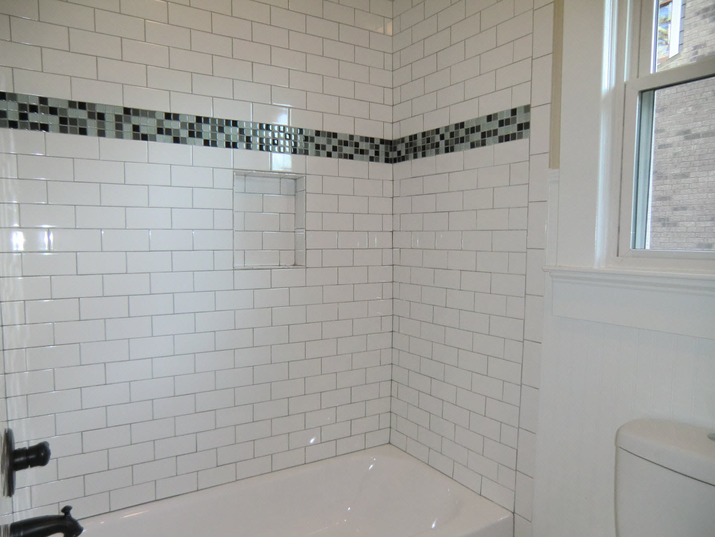 How to install tub surround tile. Guest Bath Tub With Subway Tile Surround Vision Pointe Homes