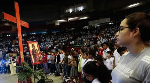 12 mil pessoas despedir-se os símbolos da JMJ 2019 Panamá