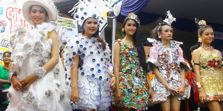 Top Inspirasi 44 Gambar Baju  Karnaval Dari Plastik