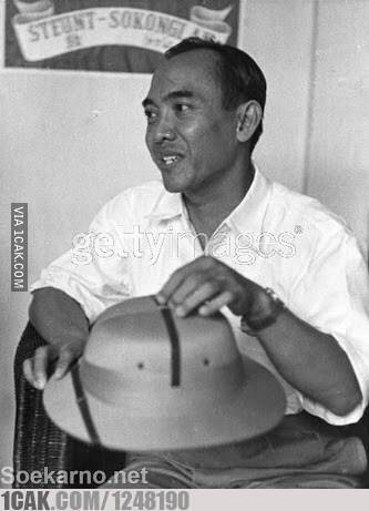 cari gambar ir soekarno