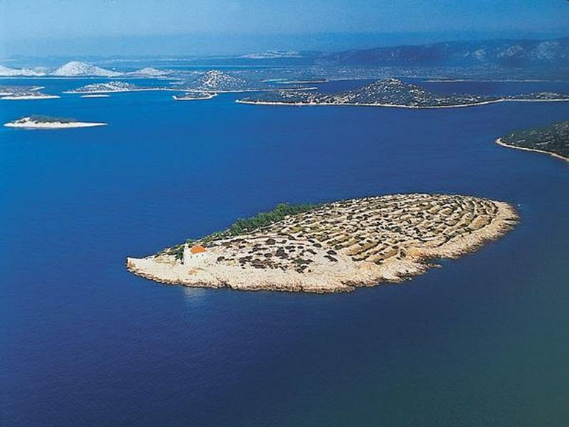 Prisnjak lighthouse Croatia