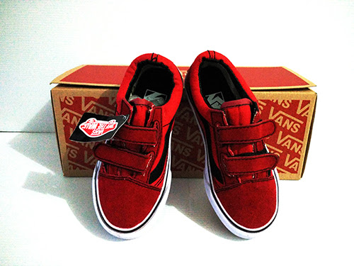  Gambar  Sepatu  Vans  Warna Merah  Gambar  Sepatu 
