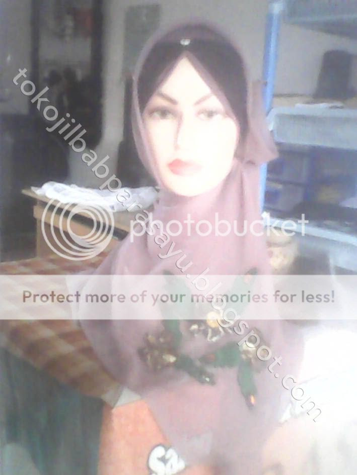RW 5 Karanglo, Karangdukuh: Salon dan Toko Jilbab PARAS AYU