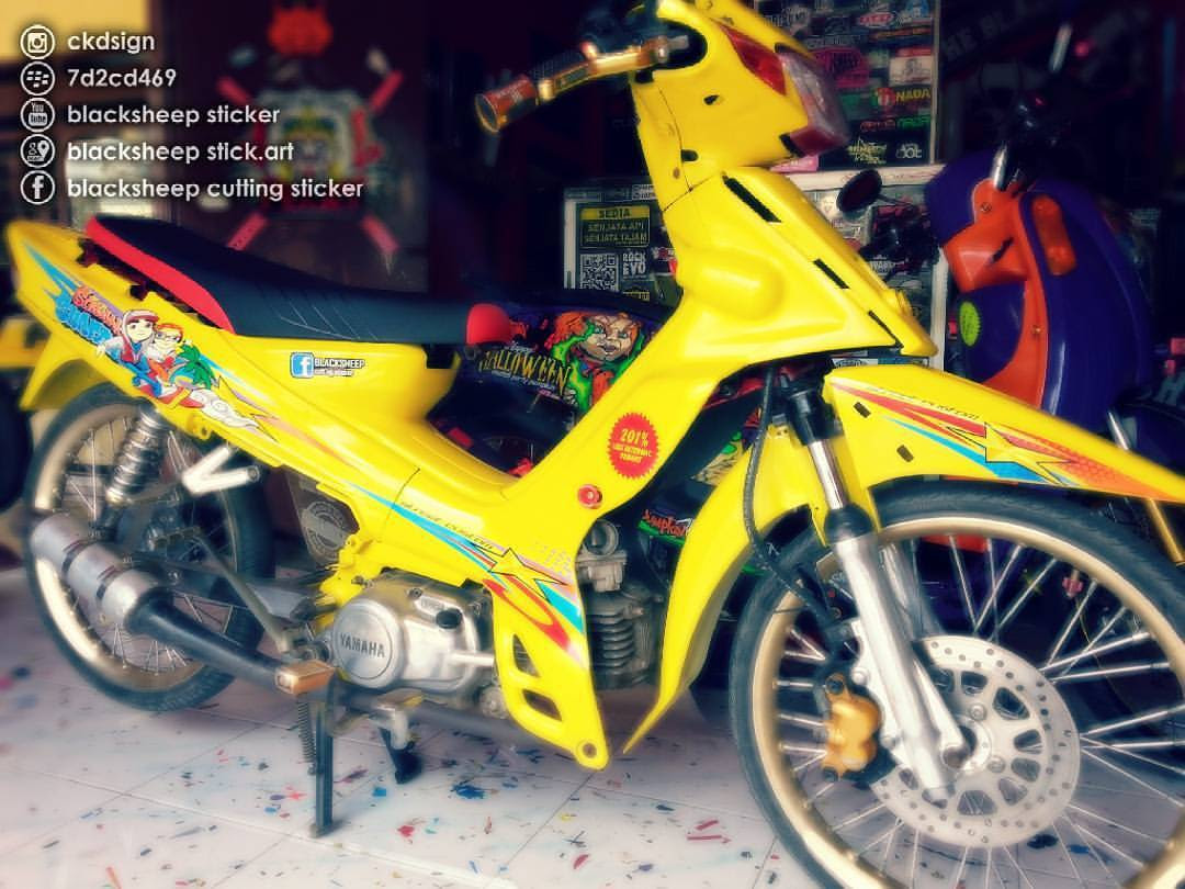  Gambar  Modifikasi Stiker Kaca Depan Mobil  Terlengkap 