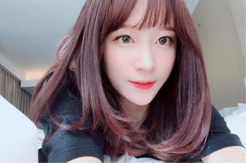 髪型 上韓国 アイドル 髪型 ミディアム