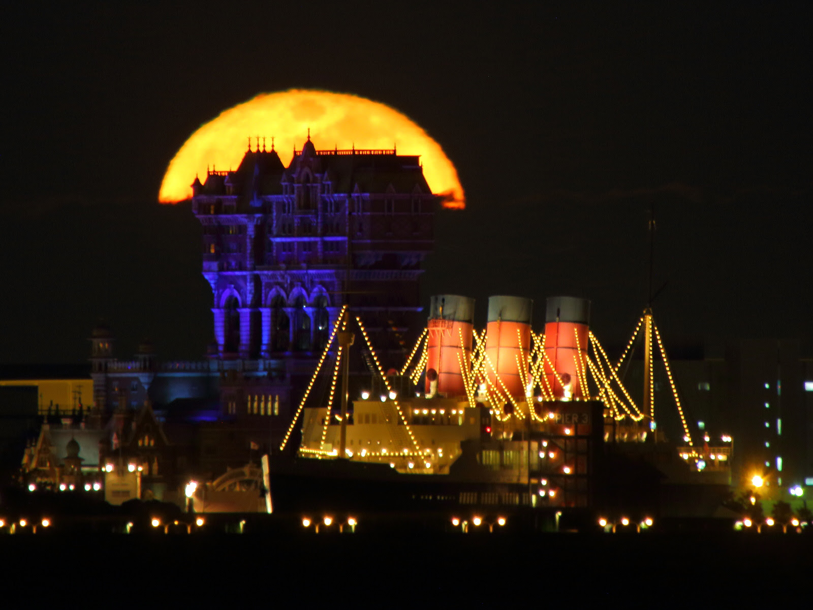 トップ100 ディズニー 夜景 壁紙 最高の花の画像