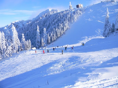 L'offerta va da piste impegnative per sciatori esperti a piacevoli discese e facili campi scuola per. Radio Romania International Sulle Piste Da Sci