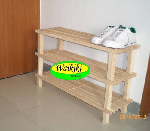 Info Populer 21 Rak Sepatu Kayu  Tertutup