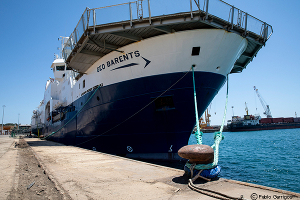 El barco fletado por MSF Geo Barents ha sido detenido después de 14 horas de inspección por parte de las autoridades italianas en Augusta, Sicilia-Italia