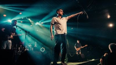 Blur revive su reinado ante unos pocos afortunados en su regreso a Madrid tras 20 años