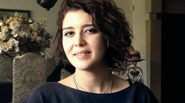 Check spelling or type a new query. Eski Turkiye Guzeli Senem Kuyucuoglu Yari Ciplak Fotografini Paylasti Hkonya Com Haberin Merkezi Turkiye Konya Ve Ilcelerinin En Buyuk Haber Portali