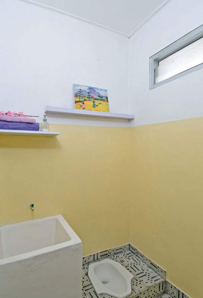 Tentu nyaman bila ada di rumah anda! Desain Kamar Mandi Dan Tempat Mesin Cuci Rumah Joglo Limasan Work